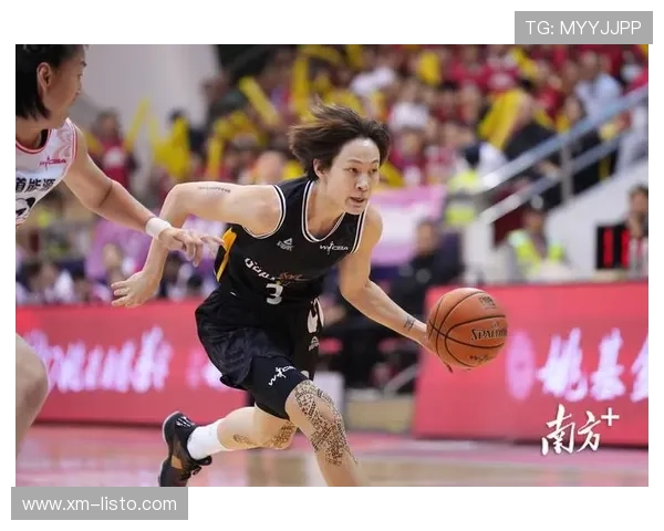 全队疯狂庆祝夺冠杨力维杨舒予泪拥母亲郑薇揭秘感人幕后故事瞬间