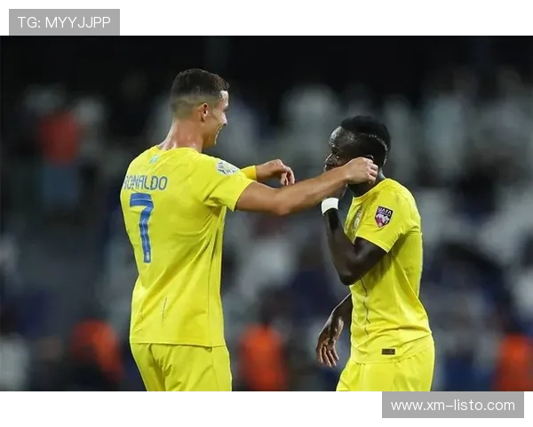 叶海亚遭对手飞身撞击头部吉达联合后卫朱莱丹被罚下场引发争议